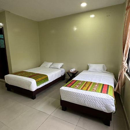 Hostal Marin Central 키토 외부 사진